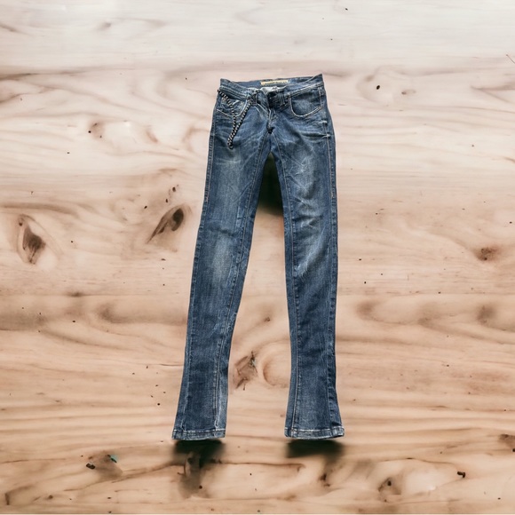 Miss sixty denim wash slim tight jeans with side chain. Size 24. - Picture 4 of 4